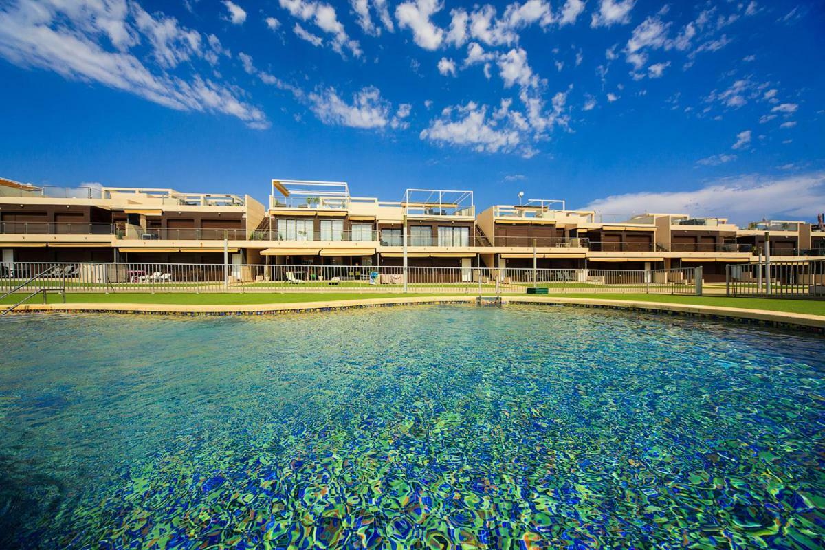 Penthouse 2 Bedrooms In Mil Palmeras Pilar de la Horadada Kültér fotó