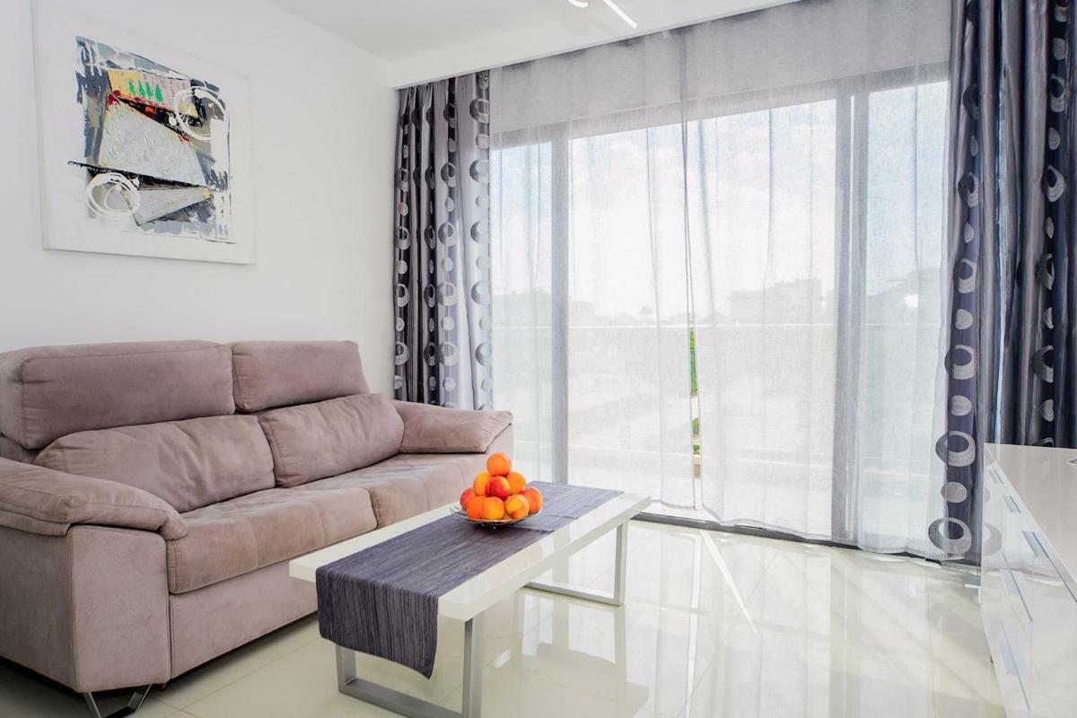 Penthouse 2 Bedrooms In Mil Palmeras Pilar de la Horadada Kültér fotó