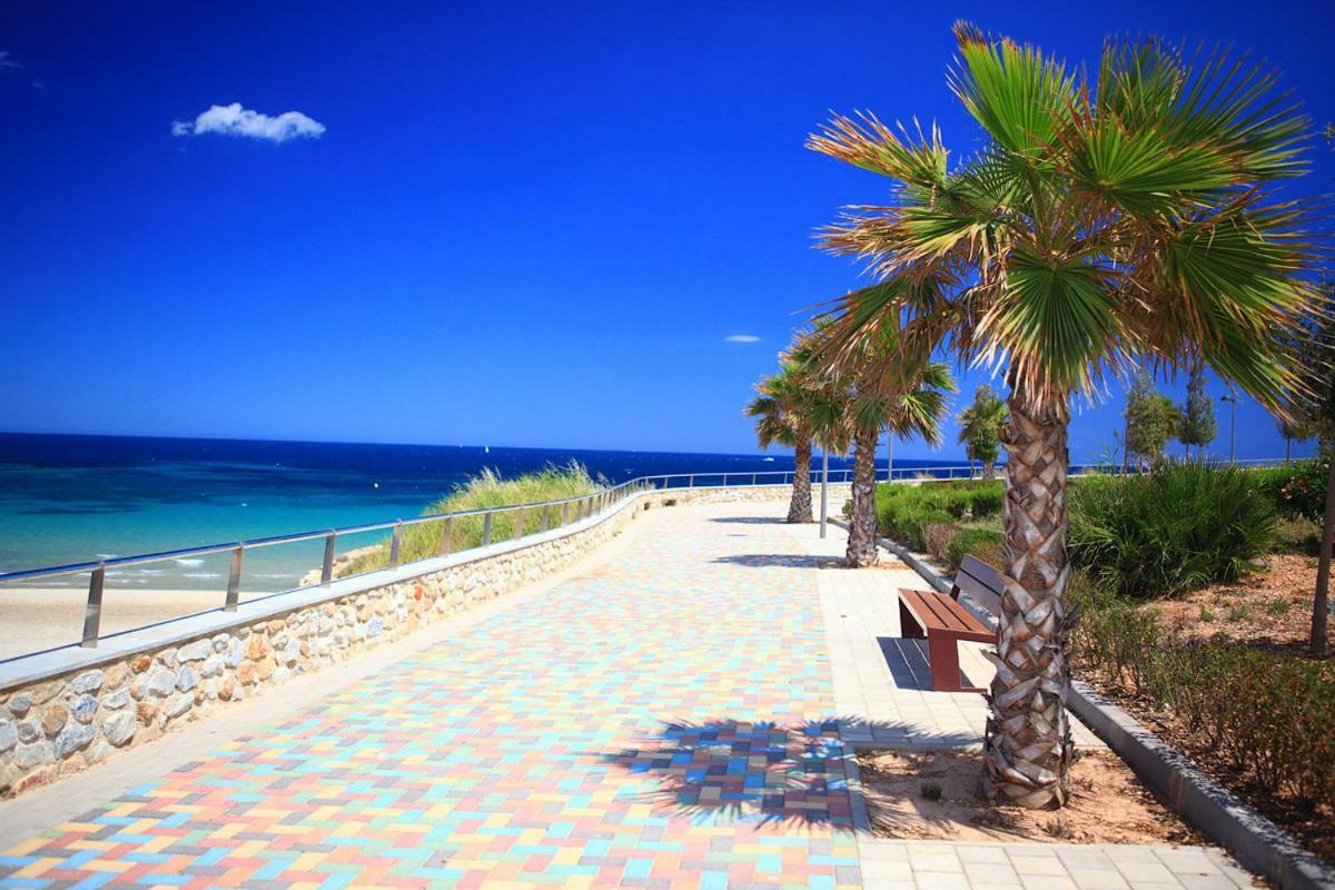 Penthouse 2 Bedrooms In Mil Palmeras Pilar de la Horadada Kültér fotó